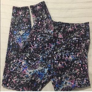 🌟Like new!🌟 Size XL Beautiful colors & pattern.